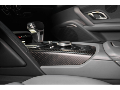 Audi R8 5.2 V10 + FSI COUPÉ S-TRONIC