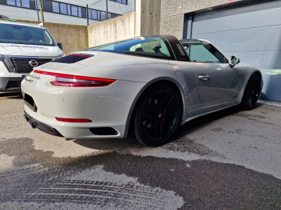 Porsche 911 TARGA 4 GTS / LIFT / PDDC / EXHAUST / CARBON SEATS / FULL OPTIONS