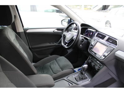 Volkswagen Tiguan 2.0 TDI 150 DSG R-LINE VIRTUAL COCKPIT NAVI 1 HAND