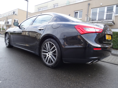 Maserati Ghibli 3.0 V6 D 275CV