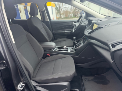 Ford Kuga FORD KUGA COOL&CONNECT LED NAVI SHZ LRH