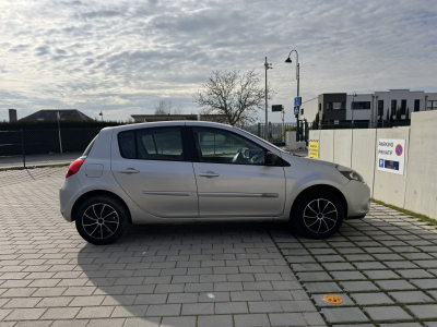 Renault Clio *Garantie 12 mois incluse* // GPS, Bluethoot, 5 p