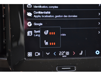 Volvo XC40 2.0 B4 MHEV PLUS DARK