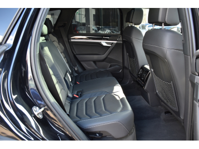 Volkswagen Touareg 3.0 TDI DSG R-Line 4Motion DSG