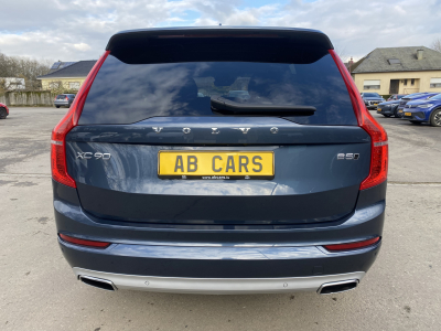 Volvo XC90 B5 Momentum Pro 4x4 7 Places