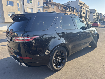 Land-Rover Discovery D240 R-Dynamic Landmark 7 Places