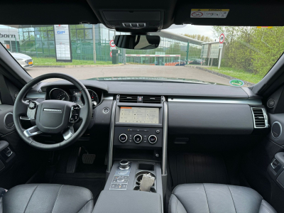 Land-Rover Discovery D240 R-Dynamic Landmark 7 Places