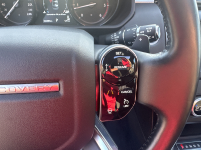 Land-Rover Discovery D240 R-Dynamic Landmark 7 Places