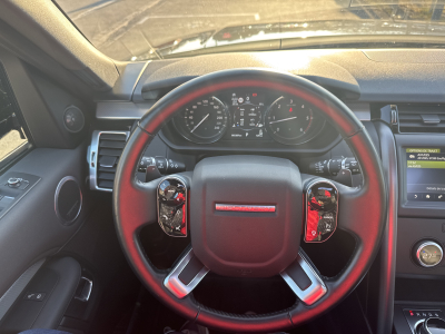 Land-Rover Discovery D240 R-Dynamic Landmark 7 Places