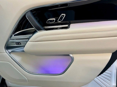 Land-Rover Range Rover D350 Autobiography  Mild-Hybrid IAHKIPanoIVOLL