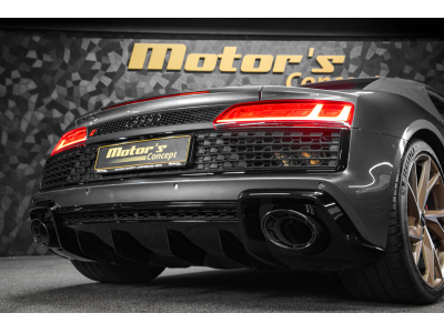 Audi R8 Spyder RWD - 5.2 V10 FSI