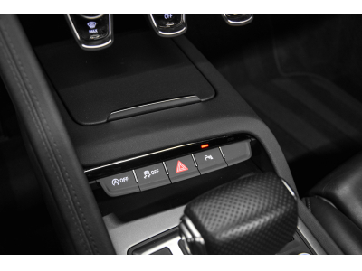 Audi R8 Spyder RWD - 5.2 V10 FSI