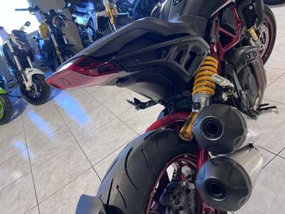 Indian FTR 1200 R CARBON