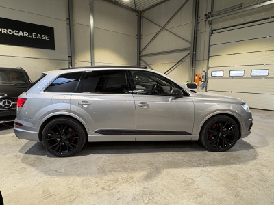 Audi SQ7 4.0 TDI /7SITZ/PANO/22/AHK/VOLL