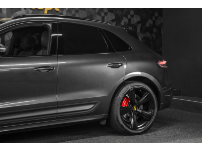 Porsche Macan II GTS