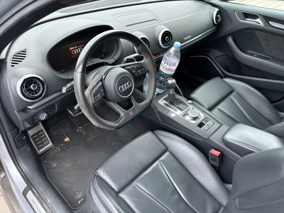 Audi RS3 Sportback 2.5 TFSi Quattro S-Tronic/19/ECHAPPEMENT CLAPET/ PANO/ CARBONE/