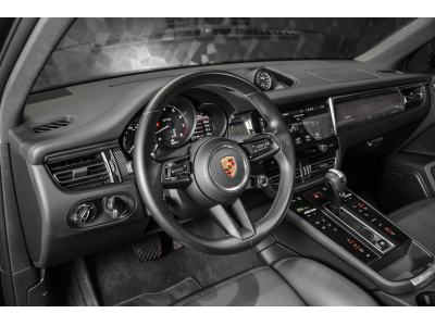 Porsche Macan III GTS