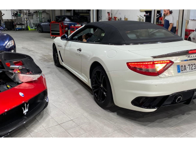 Maserati GranCabrio 4.7 V8 460 MC STRADALE