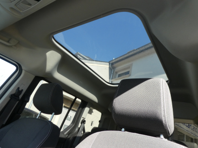 Ford Tourneo Connect TDCi 120 Auto. Titanium