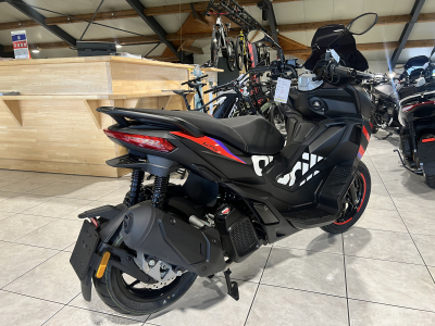 Aprilia SR 125 GT Replica
