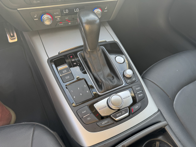 Audi A6 40 TDI QUATTRO 190 S-line S-Tronic