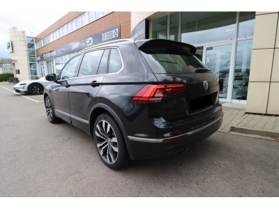 Volkswagen Tiguan 2.0/R-LINE/PANO/HUD/20/AHK/360°/4MOTION/LEDER