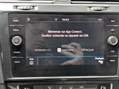 Volkswagen Golf 1.6 TDI COMFORTLINE DSG CAMERA CARPLAY