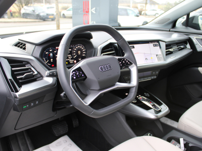 Audi Q4 e-tron 40 HEAD UP CUIR NAVI 1 HAND AUTONOMIE +- 500KM