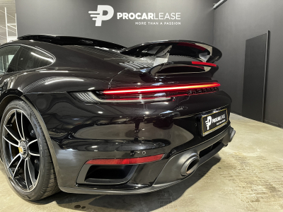 Porsche 992 911/992 TURBO S/360°/SCHIEBED/21/AKRAPOVIC AUSP