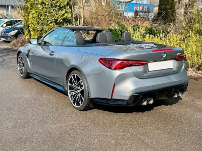 BMW M4 Competition M xDrive Cabrio