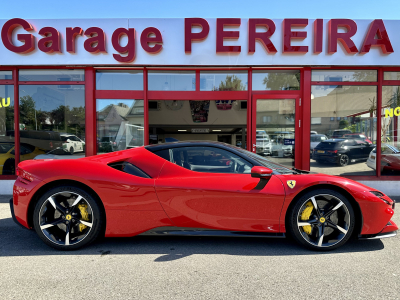 Ferrari SF90 STRADALE DAYTONA RACING SEATS CARBON LIFT JBL