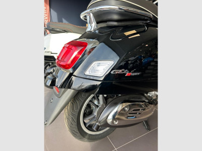 Vespa GTS 300 Super