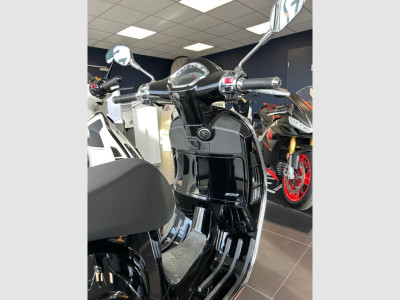 Vespa GTS 300 Super