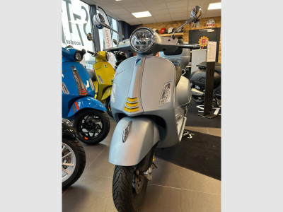Vespa GTS 300 Super Tech