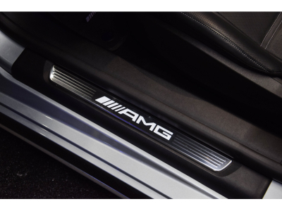 Mercedes-Benz SL 63 AMG 4 MATIC +