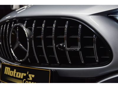 Mercedes-Benz SL 63 AMG 4 MATIC +