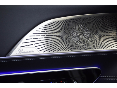 Mercedes-Benz SL 63 AMG 4 MATIC +