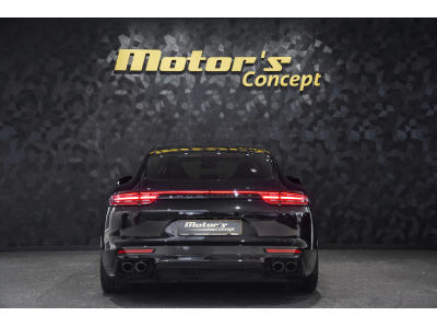 Porsche Panamera Turbo V8