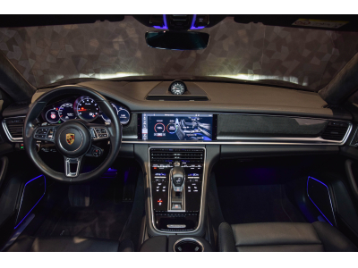 Porsche Panamera Turbo V8