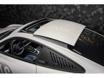 Porsche 992 Carrera GTS 