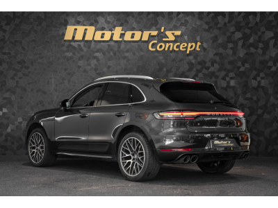 Porsche Macan S