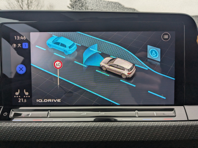 Volkswagen Golf 1.5 eTSI R-LINE CARPLAY LED SIEG / VOL CHAUF GPS