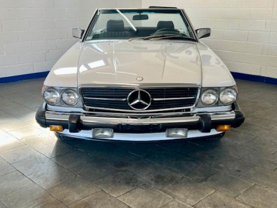 Mercedes-Benz SL 560 R107- top Zustand - 2 HAND
