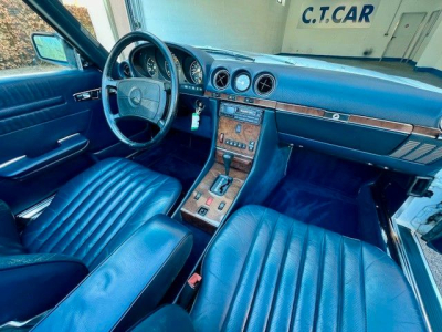Mercedes-Benz SL 560 R107- top Zustand - 2 HAND