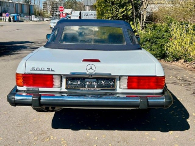Mercedes-Benz SL 560 R107- top Zustand - 2 HAND