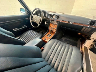 Mercedes-Benz SL 560 R107- top Zustand - 2 HAND