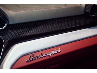 Lamborghini Urus V8 - GRIGIO KERES / ROSSO REA
