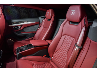 Lamborghini Urus V8 - GRIGIO KERES / ROSSO REA