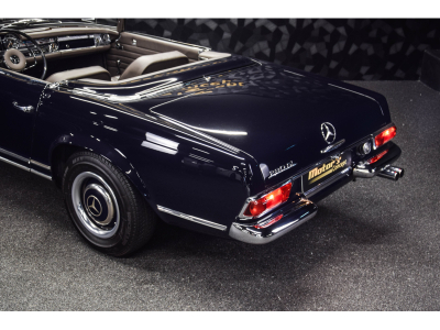 Mercedes-Benz SL 230 PAGODE - 1964