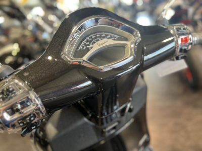 Vespa GTS 125 Classica acc. 1B010117